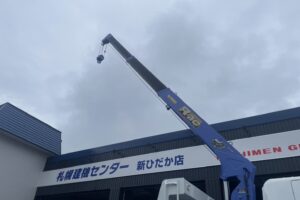 サムネイル: 平成19年　ファイター増トン3段クレーン深ダンプ　ラジコン　全塗装済み　検令和8年6月