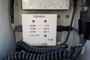 サムネイル: 平成20年　デュトロ 14.6ｍ高所作業車　★電工仕様★ウインチ★絶縁バケット★
