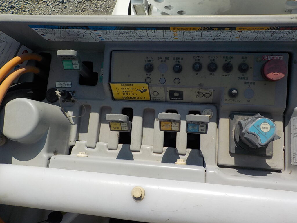 平成20年　デュトロ 14.6ｍ高所作業車　★電工仕様★ウインチ★絶縁バケット★