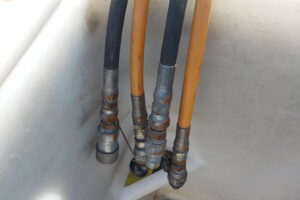 サムネイル: 平成20年　デュトロ 14.6ｍ高所作業車　★電工仕様★ウインチ★絶縁バケット★