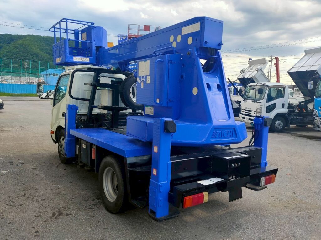 平成２２年　デュトロ　12ｍ高所作業車　★全塗装済！！！