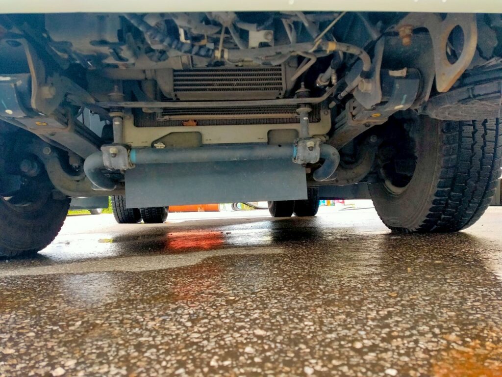 平成２２年　デュトロ　12ｍ高所作業車　★全塗装済！！！