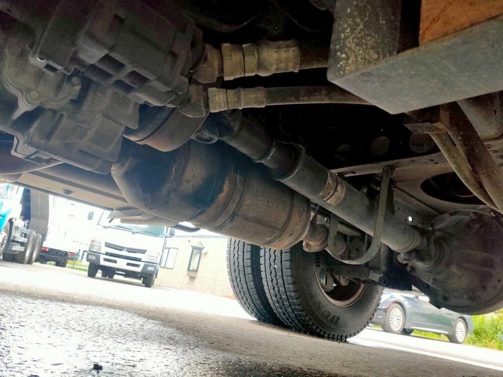 平成２２年　デュトロ　12ｍ高所作業車　★全塗装済！！！