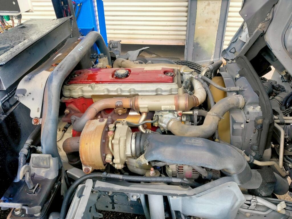 平成２２年　デュトロ　12ｍ高所作業車　★全塗装済！！！