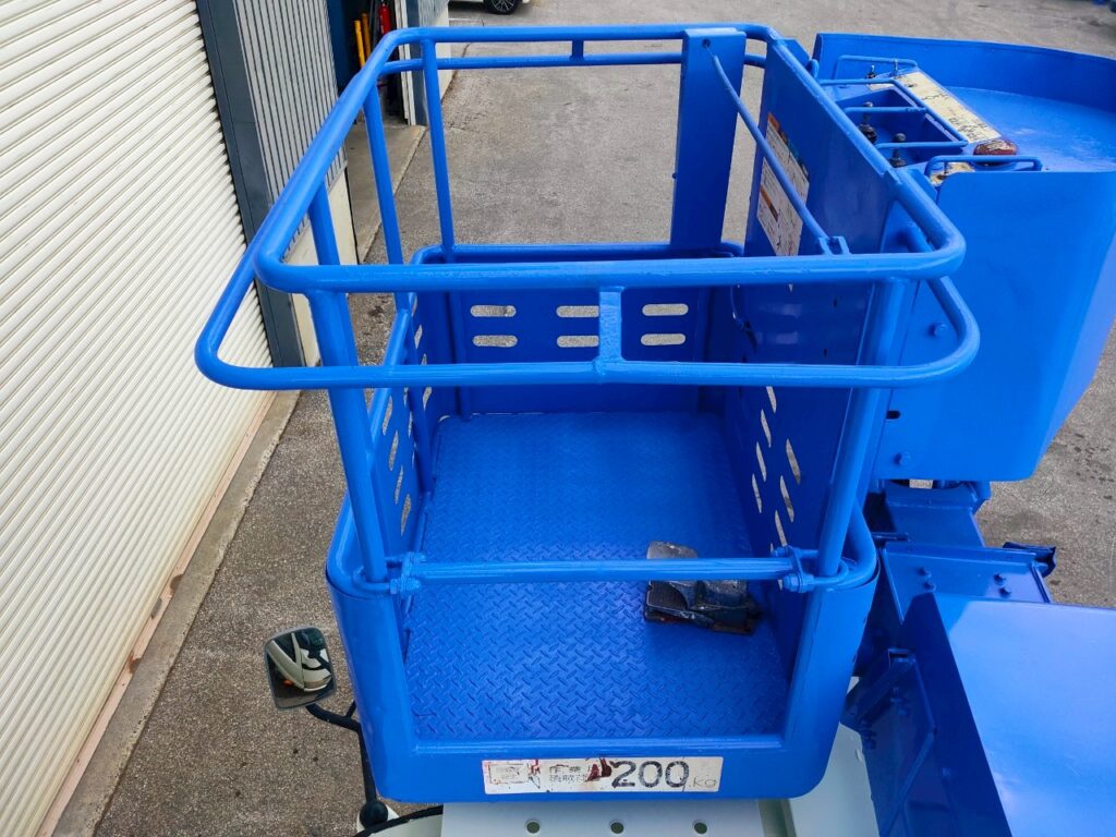 平成２２年　デュトロ　12ｍ高所作業車　★全塗装済！！！
