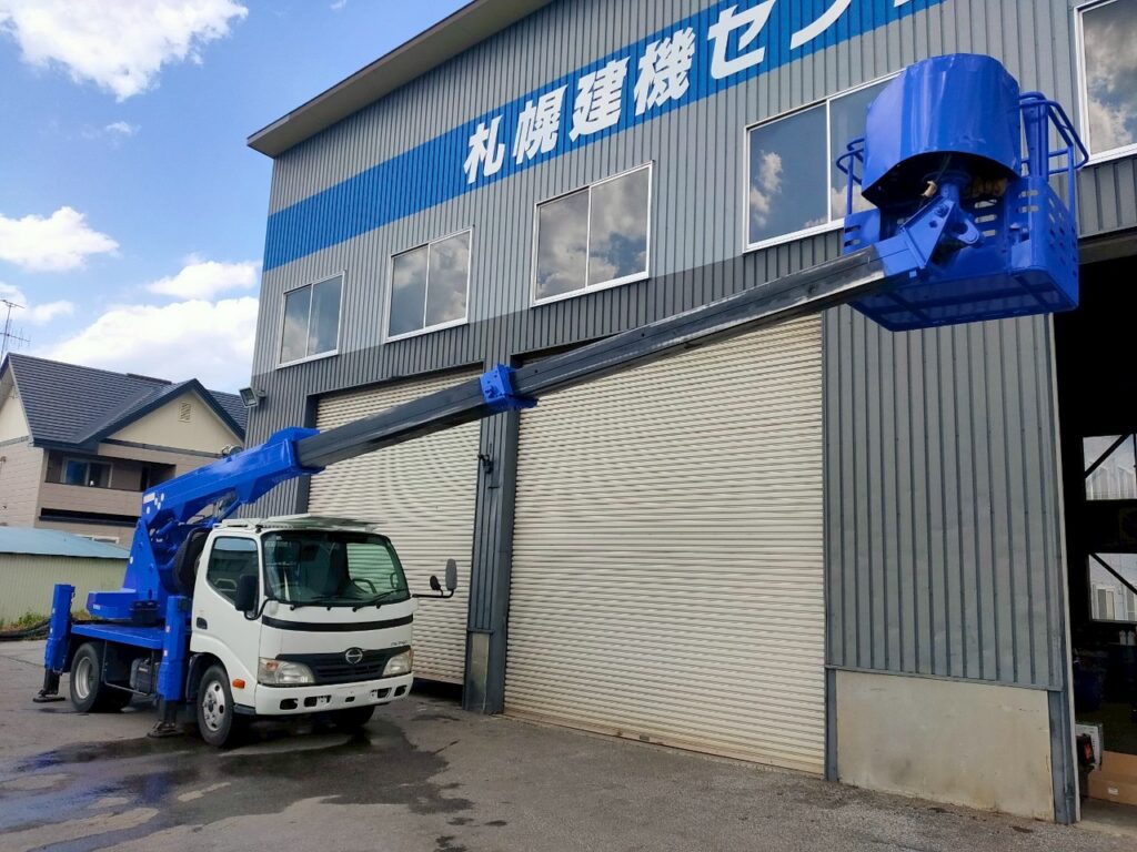 平成２２年　デュトロ　12ｍ高所作業車　★全塗装済！！！