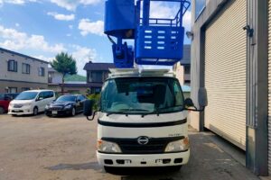 サムネイル: 平成２２年　デュトロ　12ｍ高所作業車　★全塗装済！！！