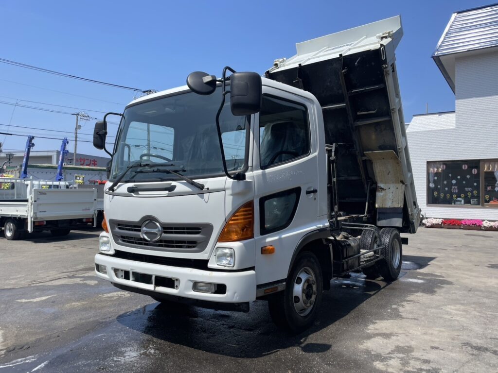 平成24年　レンジャー４トンダンプ　車検1年付　フル装備　６MT