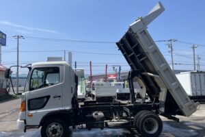 サムネイル: 平成24年　レンジャー４トンダンプ　車検1年付　フル装備　６MT