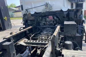 サムネイル: 平成24年　レンジャー４トンダンプ　車検1年付　フル装備　６MT