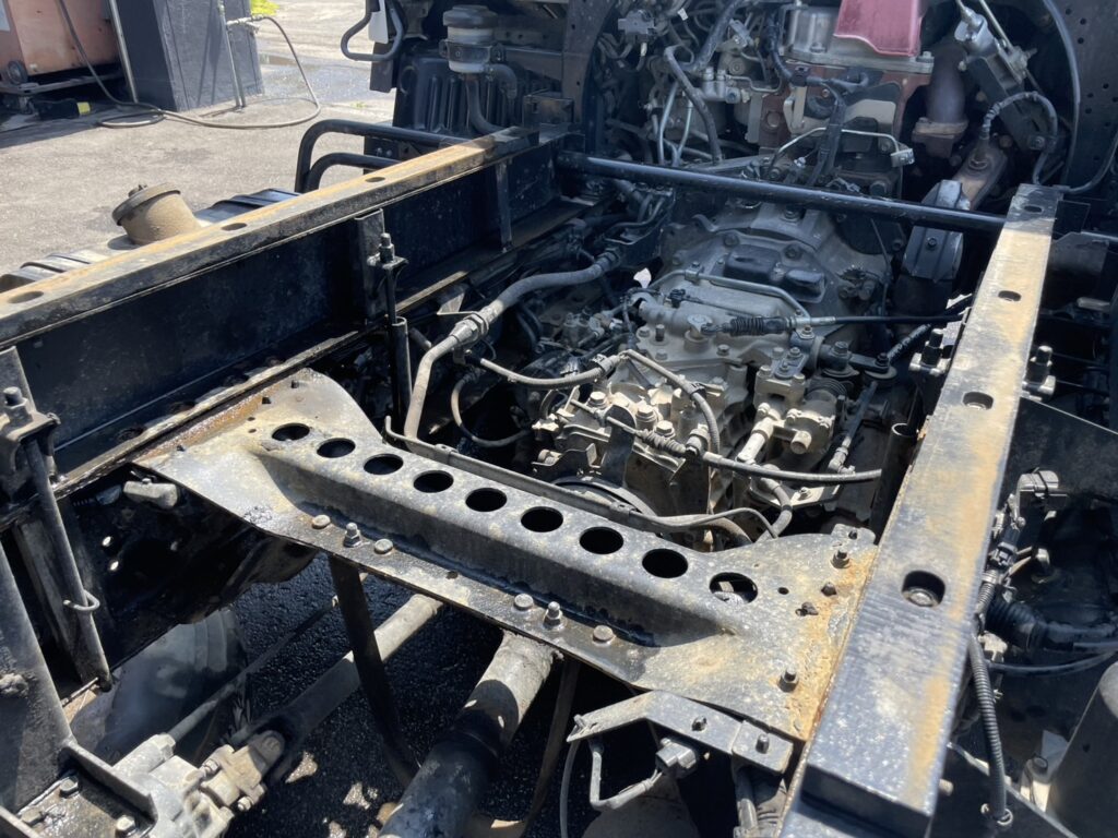 平成24年　レンジャー４トンダンプ　車検1年付　フル装備　６MT
