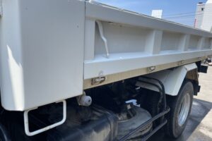サムネイル: 平成24年　レンジャー４トンダンプ　車検1年付　フル装備　６MT