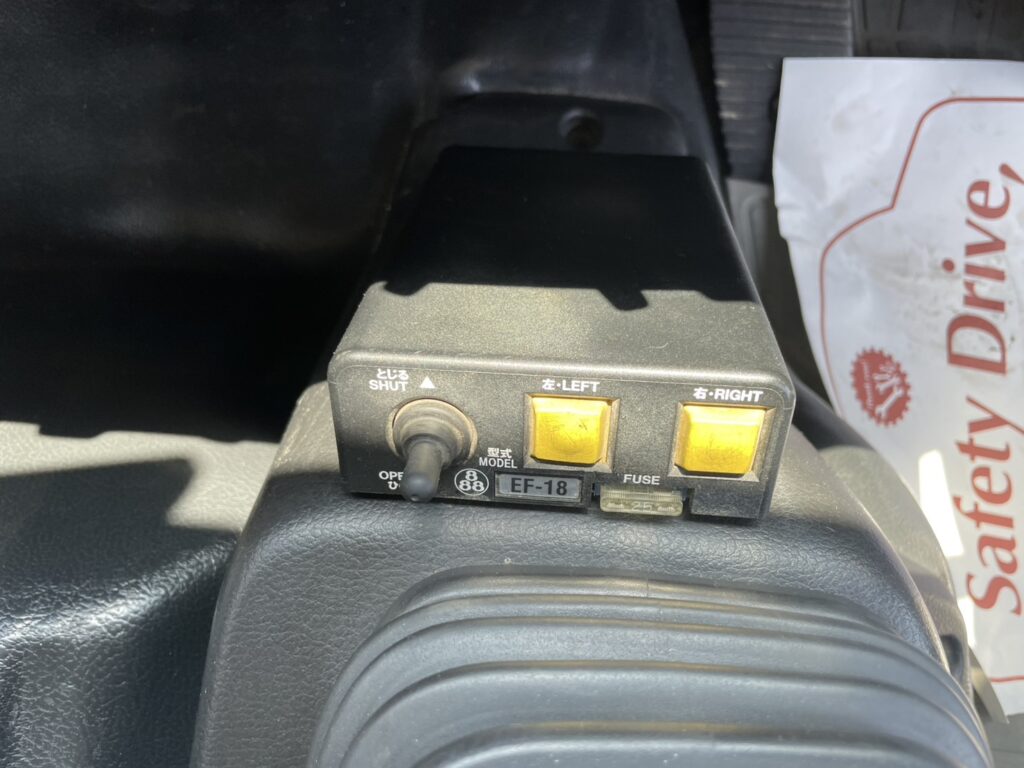 平成24年　レンジャー４トンダンプ　車検1年付　フル装備　６MT