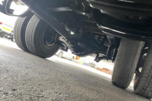 サムネイル: 平成23年　レンジャー４トン4段クレーンロング　ラジコン　フックイン　全塗装済み　６MT