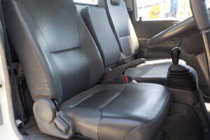 サムネイル: 平成21年　エルフ 14.6ｍ高所作業車　★電工仕様★ウインチ★絶縁バケット★車検令和7年9月