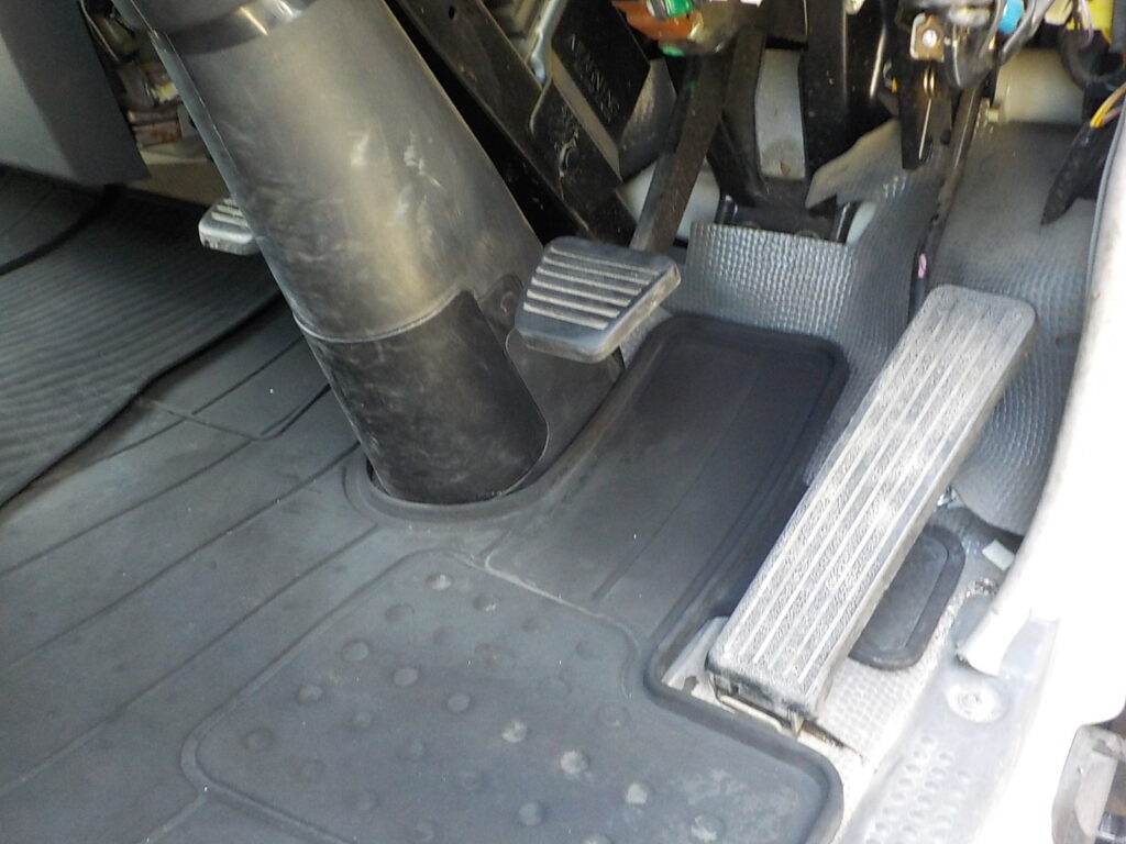 平成21年　エルフ 14.6ｍ高所作業車　★電工仕様★ウインチ★絶縁バケット★車検令和7年9月