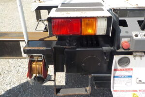 サムネイル: 平成21年　エルフ 14.6ｍ高所作業車　★電工仕様★ウインチ★絶縁バケット★車検令和7年9月