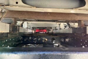 サムネイル: 平成23年　日野　デュトロ　２トン３段クレーンロング　フックイン（車検1年付）