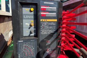 サムネイル: 平成23年　日野　デュトロ　２トン３段クレーンロング　フックイン（車検1年付）