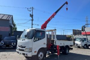 平成23年　日野　デュトロ　２トン３段クレーンロング　フックイン（車検1年付）