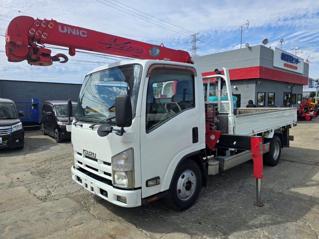 平成23年　いすゞ　エルフ　３トン４段クレーンロング　フックイン・ラジコン付（車検1年付）