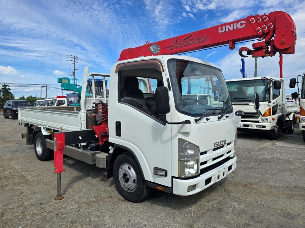 平成23年　いすゞ　エルフ　３トン４段クレーンロング　フックイン・ラジコン付（車検1年付）