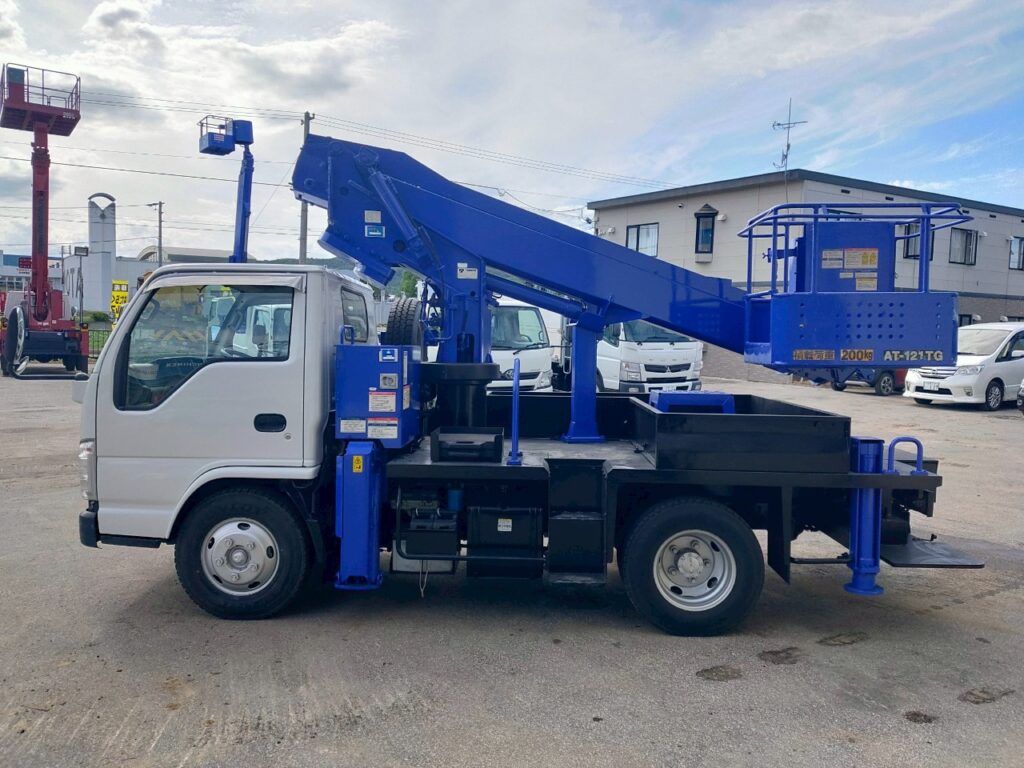 平成19年　エルフ12ｍ高所作業車