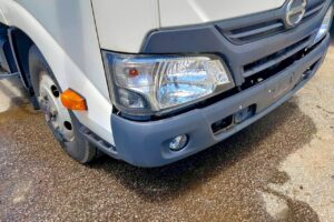 サムネイル: 平成２９年　日野　デュトロ　３トンアルミバン　４WD