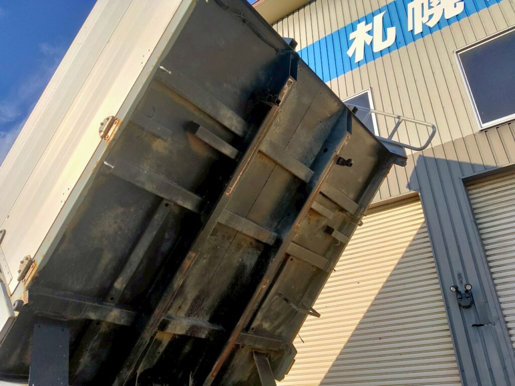 平成26年　キャンター2ｔファームダンプ　★フル装備 ★ＡＢＳ ★ＡＴ（デュオニック） ★バックカメラ