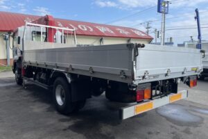 サムネイル: 平成22年　フォワード４トン４段クレーン　ラジコン　アルミアオリ　車検1年付