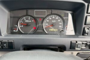 サムネイル: 平成２０年　エルフ　１.９トン４段クレーンＰ／Ｇ　ラジコン　★希少