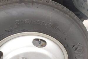 サムネイル: H19 エルフ 12ｍ 高所作業車　★フル装備　★タダノ ＡＴ－１２１ＴＧ　★5ＭＴ