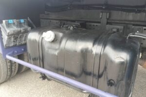 サムネイル: H19 エルフ 12ｍ 高所作業車　★フル装備　★タダノ ＡＴ－１２１ＴＧ　★5ＭＴ