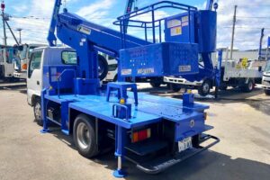 サムネイル: H19 エルフ 12ｍ 高所作業車　★フル装備　★タダノ ＡＴ－１２１ＴＧ　★5ＭＴ　★塗装済み！