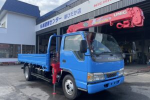 サムネイル: 平成15年　エルフ２トン３段クレーンロング　全塗装済み　車検１年付　フル装備