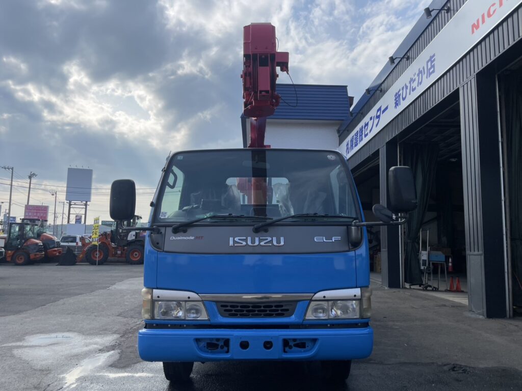 平成15年　エルフ２トン３段クレーンロング　全塗装済み　車検１年付　フル装備