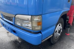 サムネイル: 平成15年　エルフ２トン３段クレーンロング　全塗装済み　車検１年付　フル装備