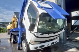 サムネイル: H19 デュトロ12ｍ高所作業車　★フル装備　★5ＭＴ　★アイチ ＳＳ－１２Ａ ★塗装済み！