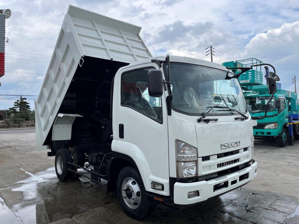 平成26年　フォワード　４トン深ダンプ　土砂禁（車検令和8年6月）