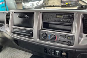 サムネイル: 平成23年　日野　レンジャー　４トン４段クレーン　ロングジャッキ　フックイン・ラジコン付（車検令和8年6月）