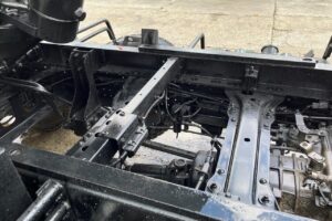サムネイル: 平成24年　いすゞ　フォワード　４トンダンプ　電動コボレーン付（車検令和7年12月）