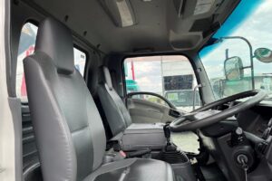 サムネイル: 平成24年　いすゞ　フォワード　４トンダンプ　電動コボレーン付（車検令和7年12月）