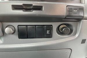 サムネイル: 平成24年　いすゞ　フォワード　４トンダンプ　電動コボレーン付（車検令和7年12月）