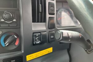 サムネイル: 平成24年　いすゞ　フォワード　４トンダンプ　電動コボレーン付（車検令和7年12月）
