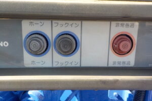 サムネイル: 平成21年　トヨエース 2ｔ3段クレーン　★ラジコン★車検令和8年6月★