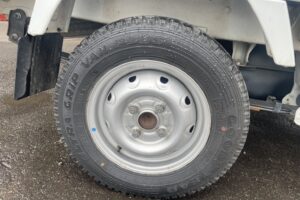 サムネイル: 平成20年　スズキ　キャリイ軽トラック　車検令和9年2月　切替４WD　パワステ