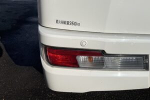 サムネイル: 平成31年　ダイハツ　ハイゼットカーゴ４WD　車検2年付　アイドリングストップ