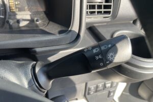 サムネイル: 平成31年　ダイハツ　ハイゼットカーゴ４WD　車検2年付　アイドリングストップ