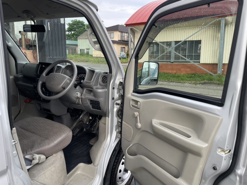 平成30年　スズキエブリイ　４WD　車検2年付　オートマ
