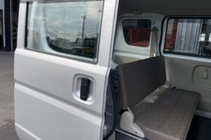 サムネイル: 平成30年　スズキエブリイ　４WD　車検2年付　オートマ